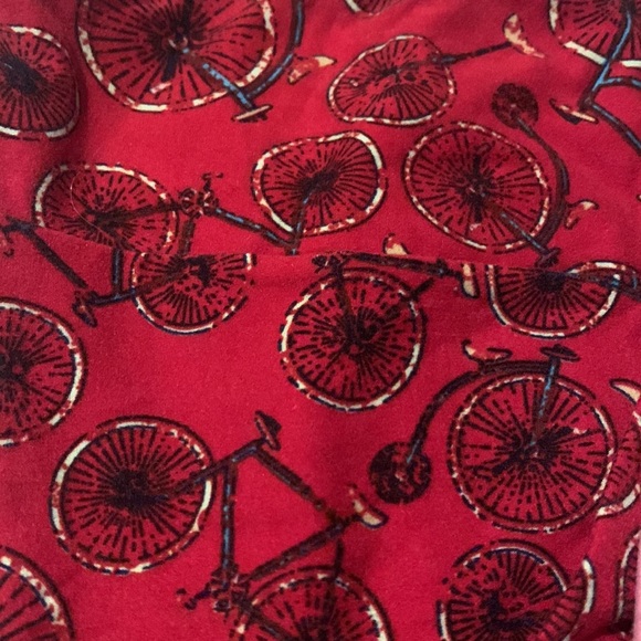 Two LuLaRoe leggings - Picture 2 of 7